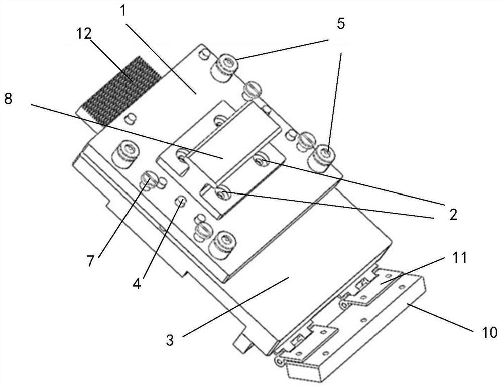 A heat sink installation device