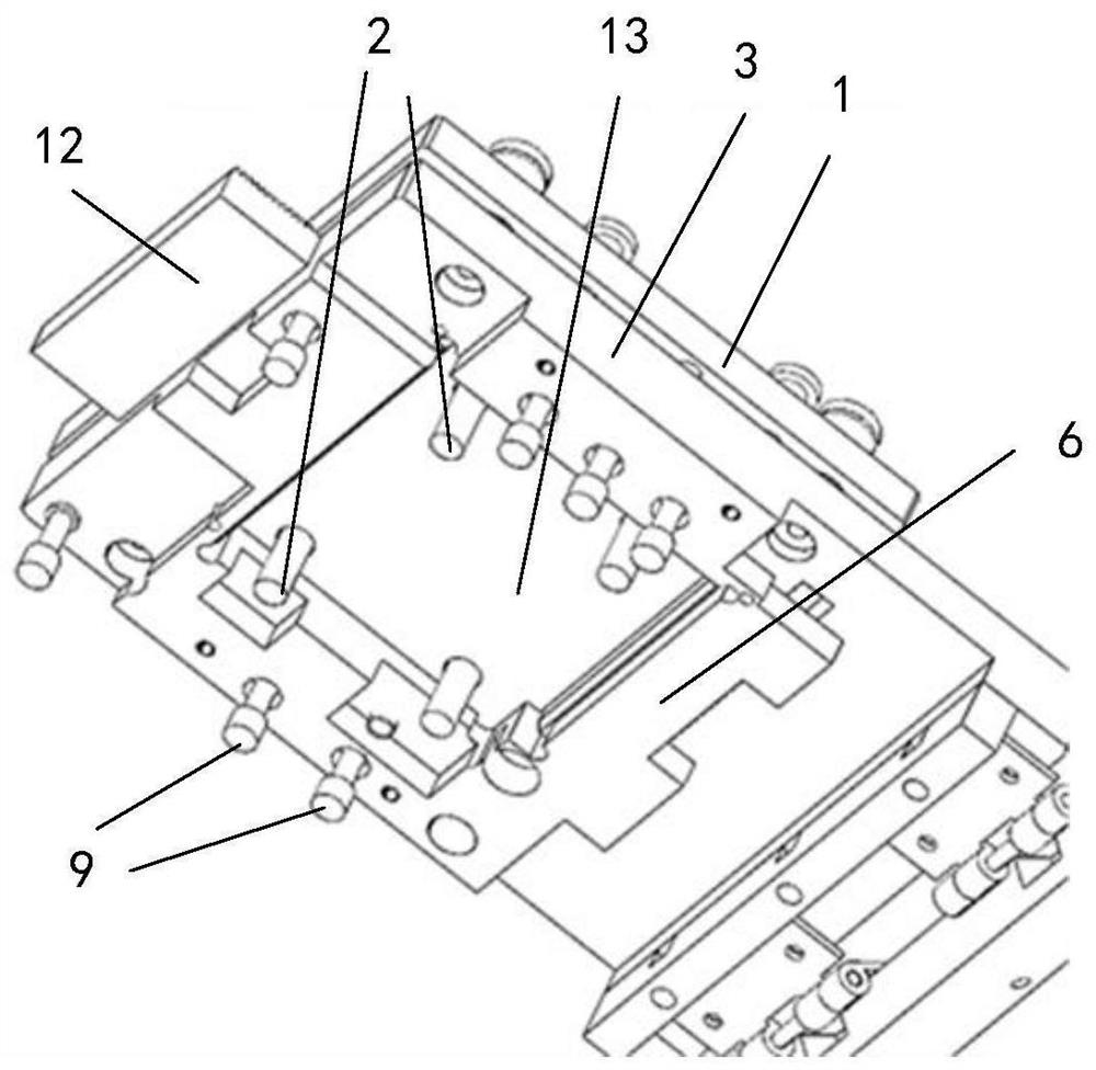 A heat sink installation device