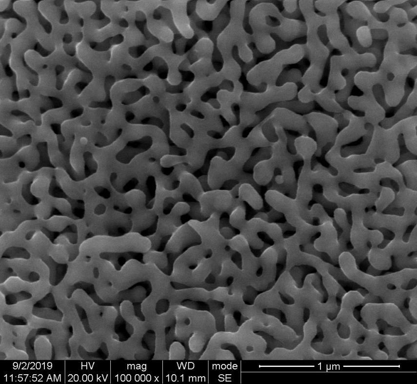 Copper-copper oxide integrated negative electrode for lithium ion battery based on hollow tubular three-dimensional nanoporous structure and preparation method