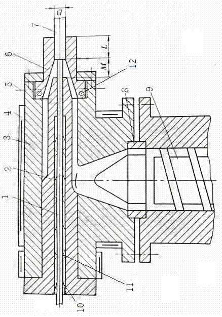 Efficient cable material squeezing wrapping machine head