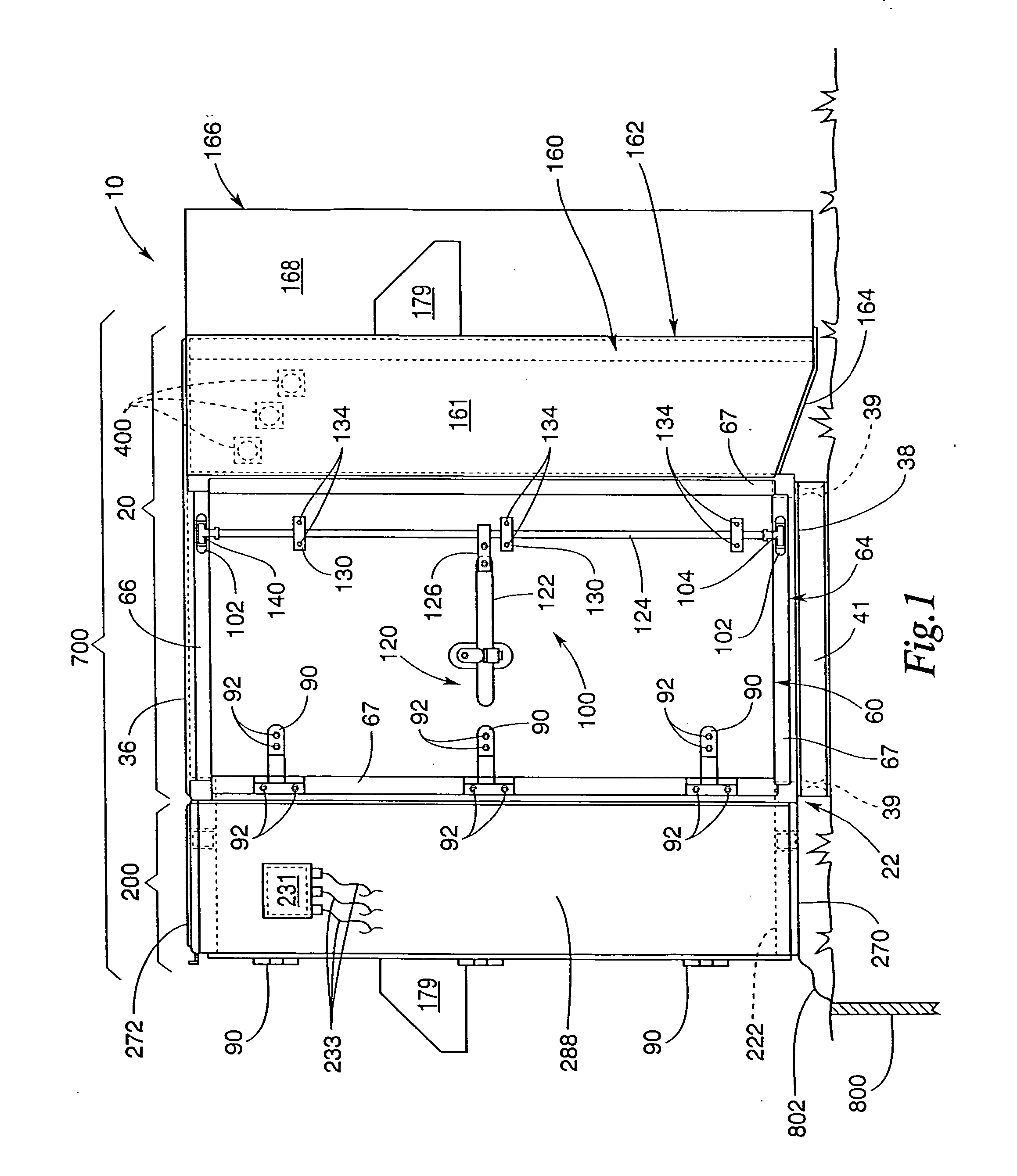 Shielded enclosure with extendable mast