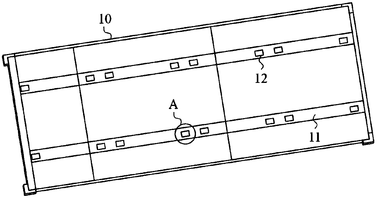 Universal container capable of loading monomer heavy cargo to perform railway-waterway combined transport and method for transporting cargo by universal container