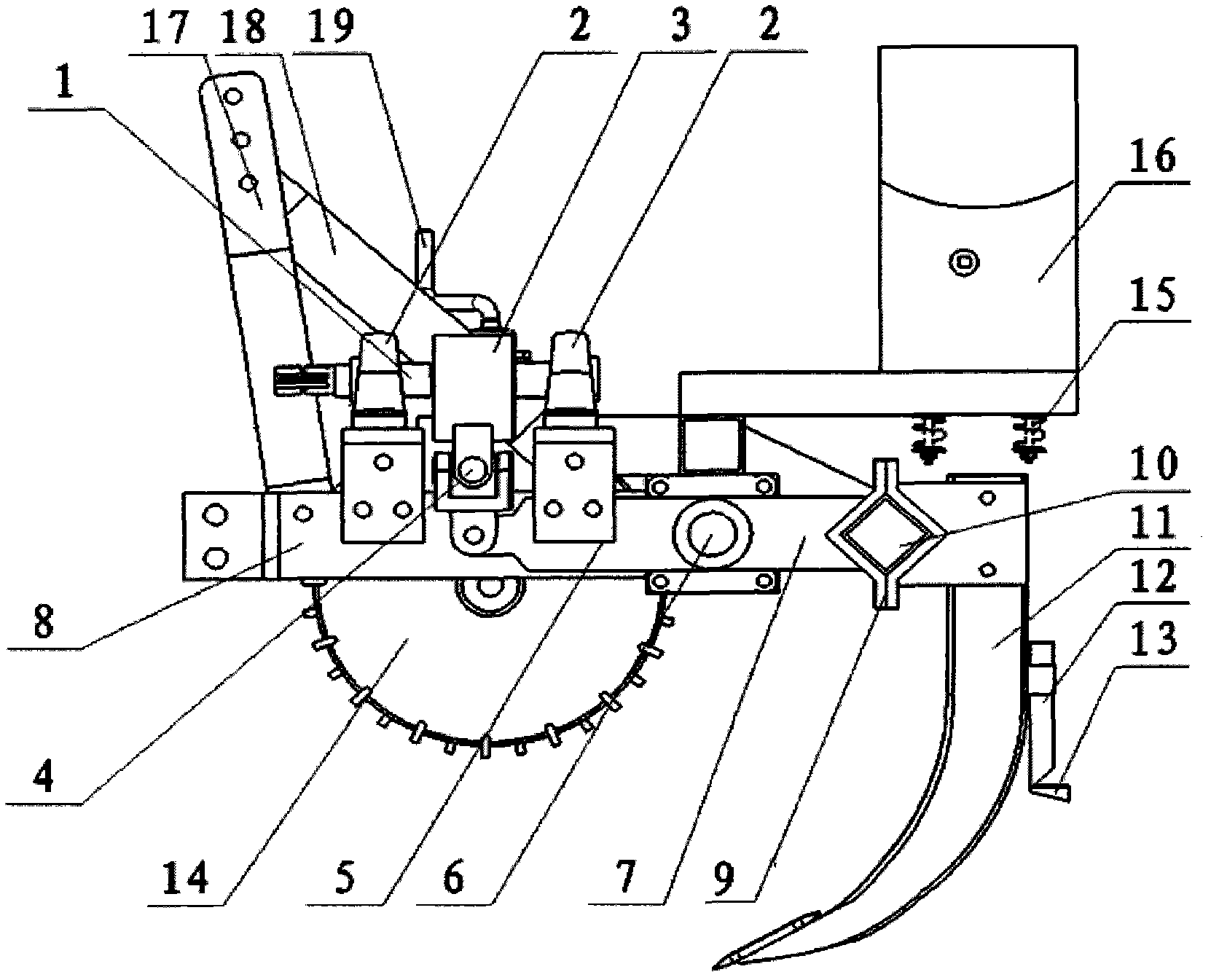 Vibration subsoiling fertilizer applicator