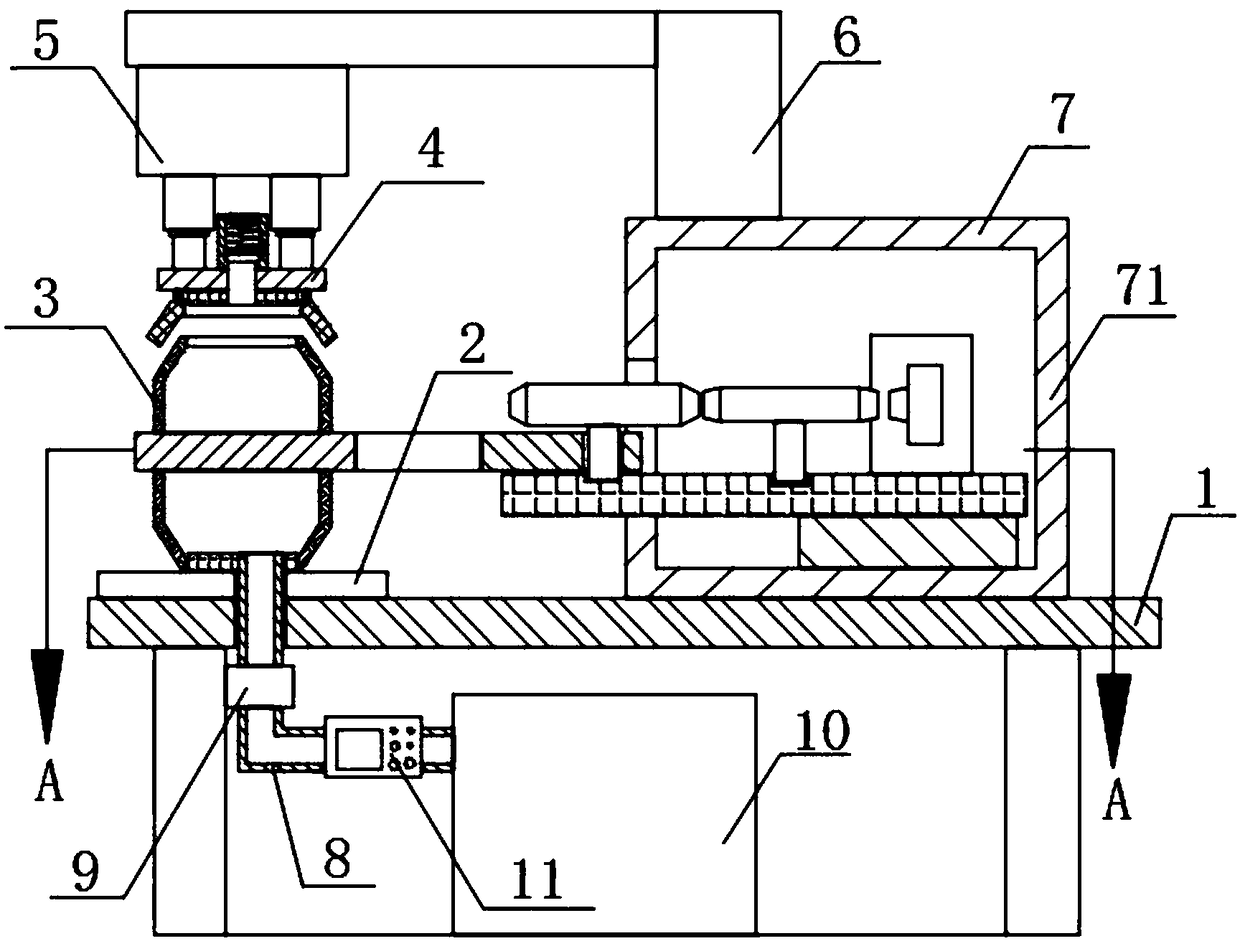 On-line detection device for gas tightness of canister