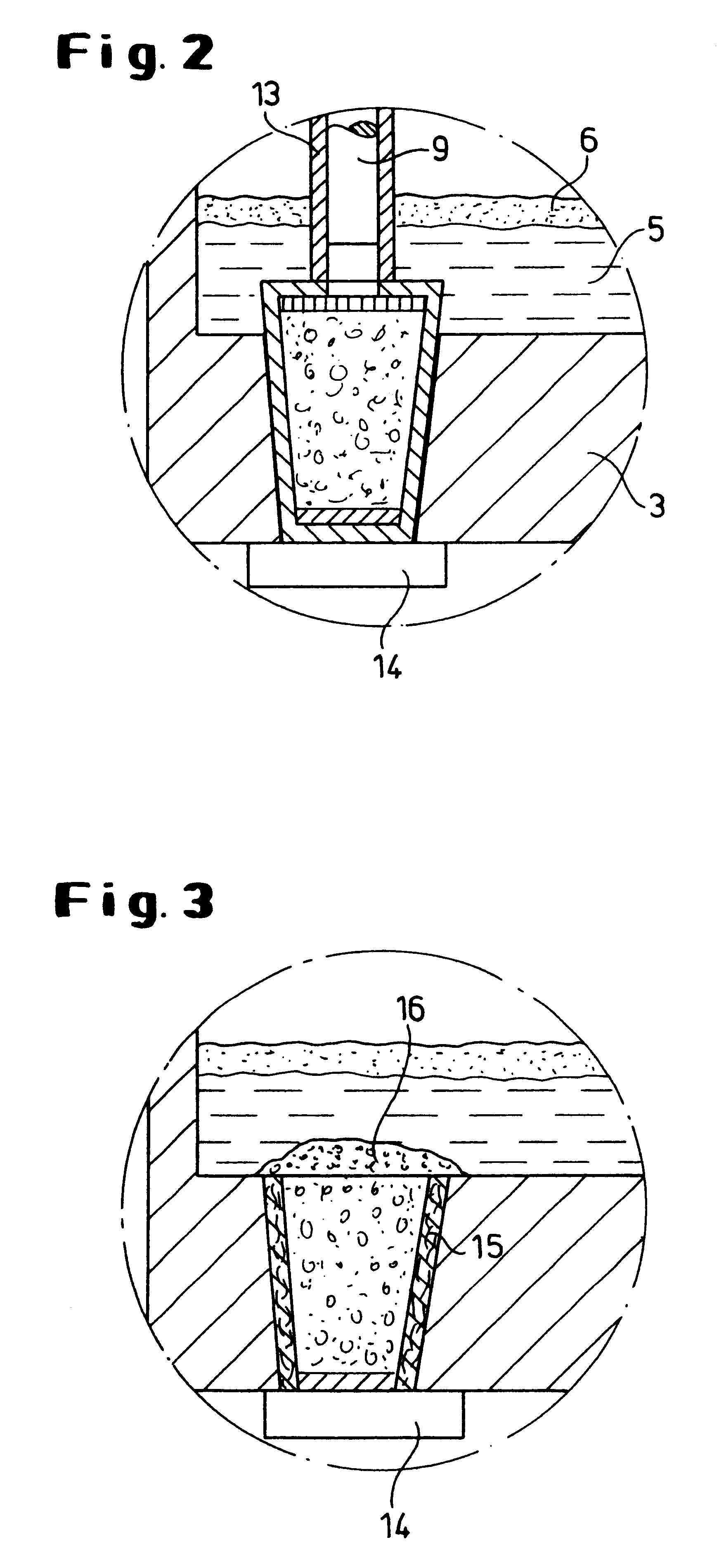 Method and device for sealing a tap hole in metallurgical containers