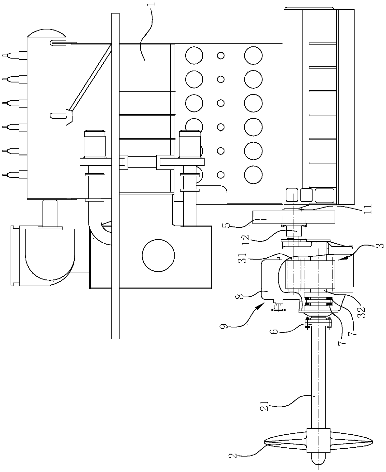 Crosshead two-stroke low-speed diesel engine deceleration propulsion device