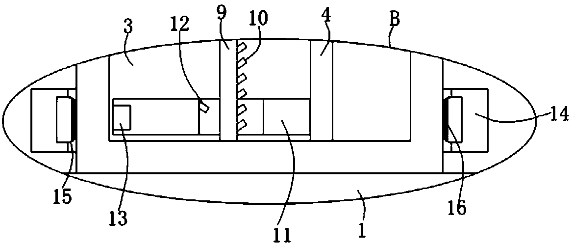 Self-cleaning street lamp pole