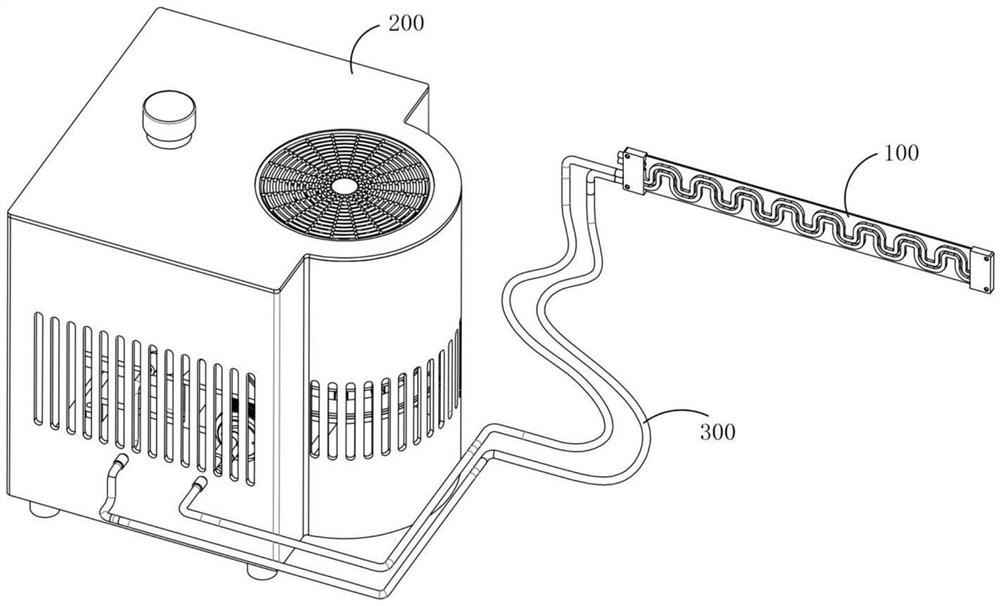 Circulating liquid cooling method for flexible circuit board