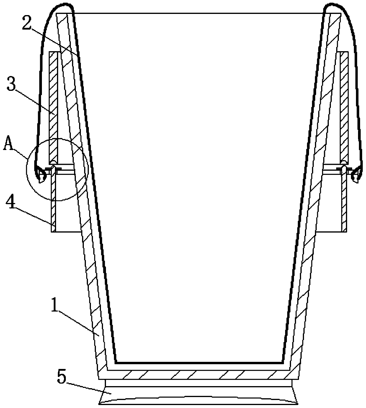 Solid waste treatment device applied to kitchen