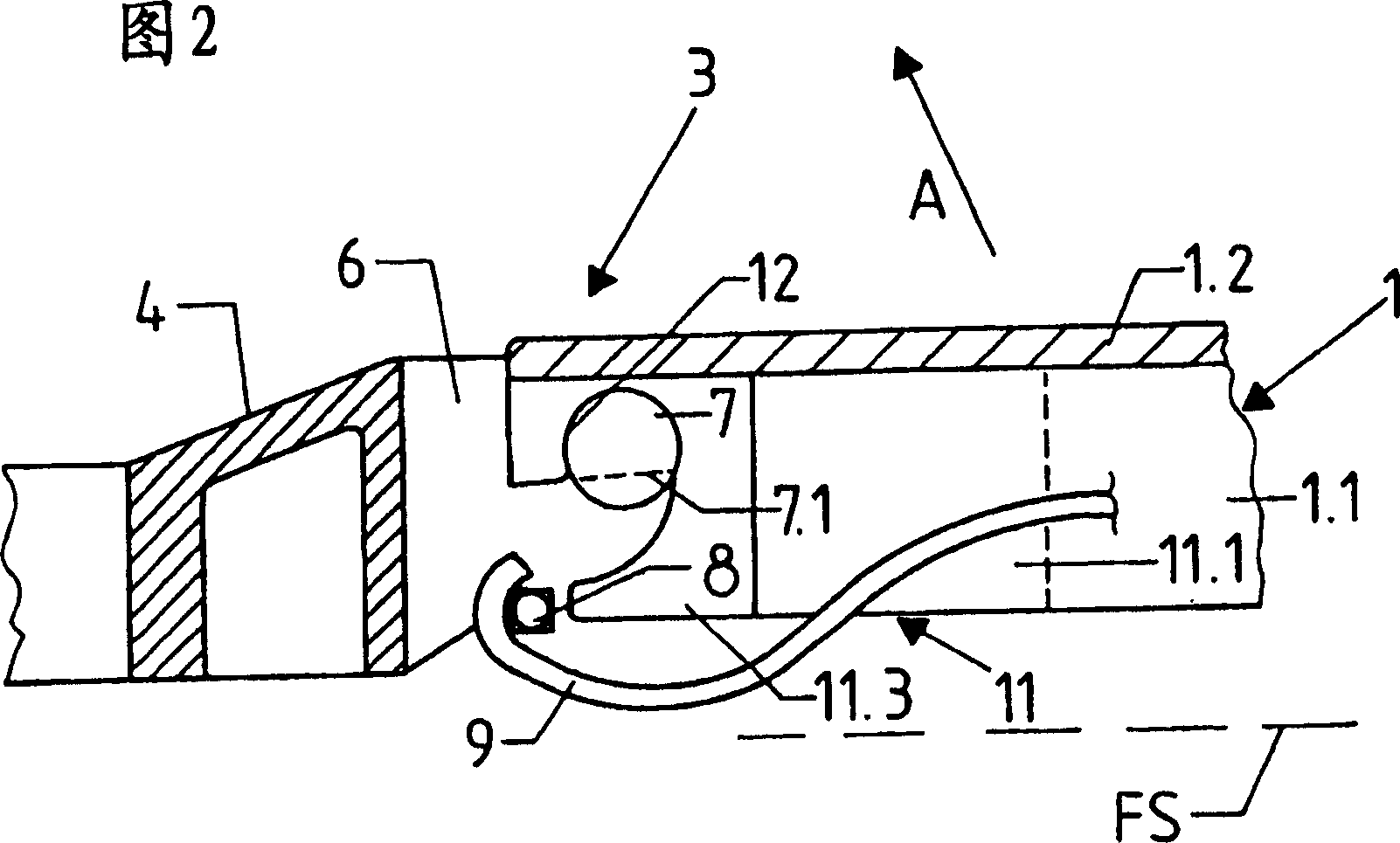 Articulation between a wiper arm and a wiper arm mounting, and a windscreen wiper having such an articulation