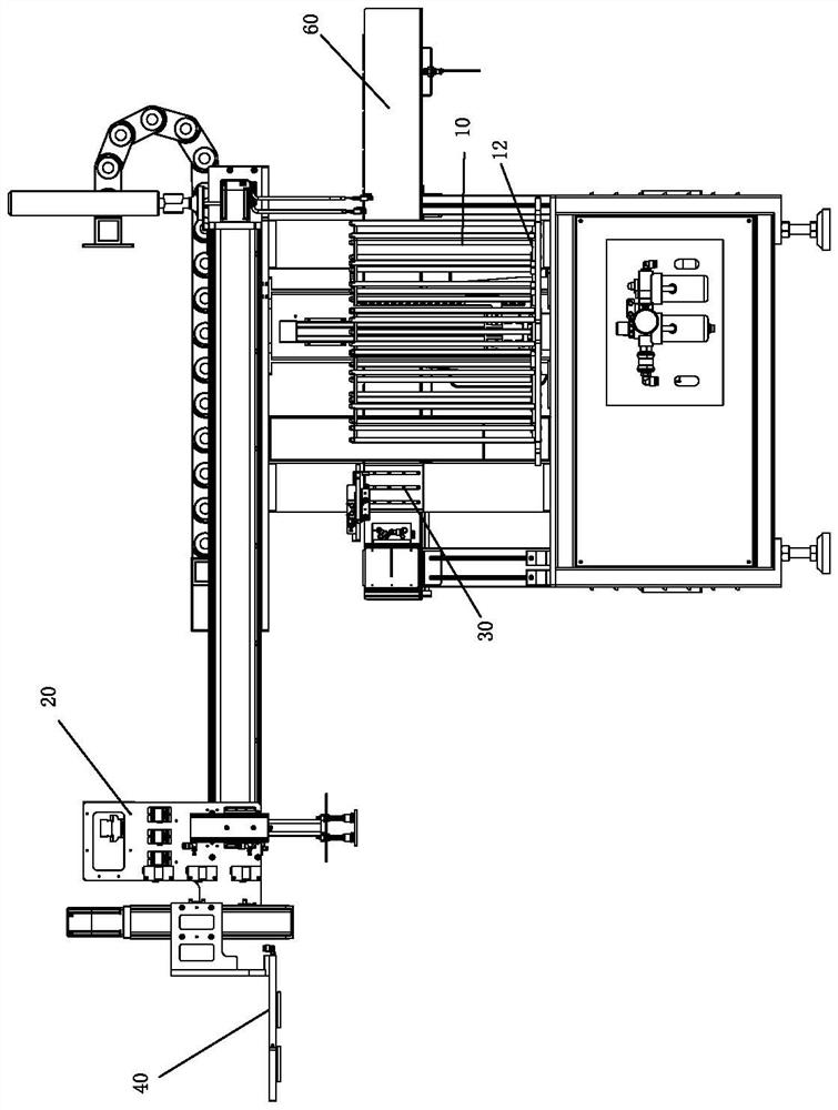 Automatic feeding and discharging machining method for mobile phone middle frame with Z axis