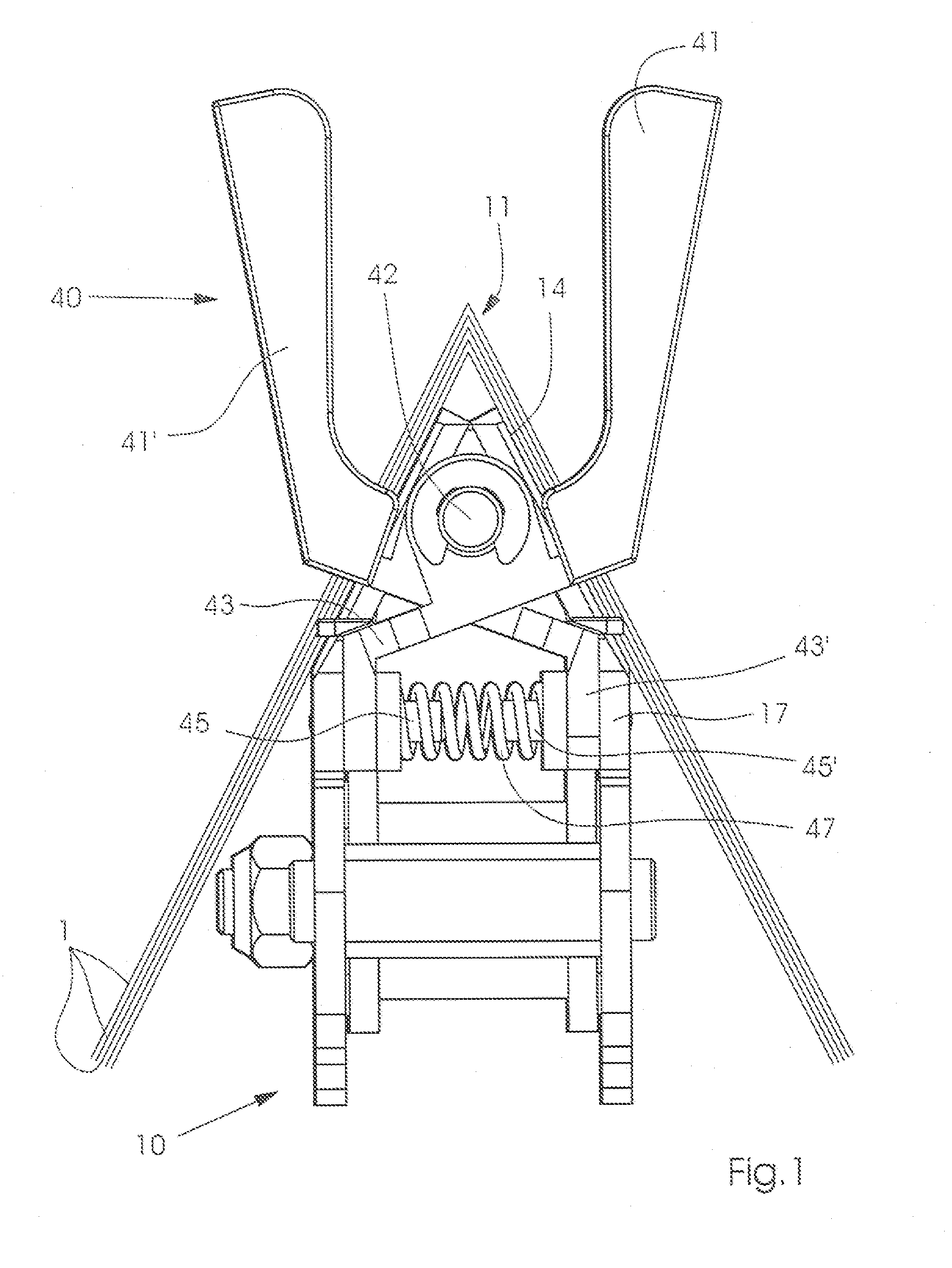 Driving element and saddle chain