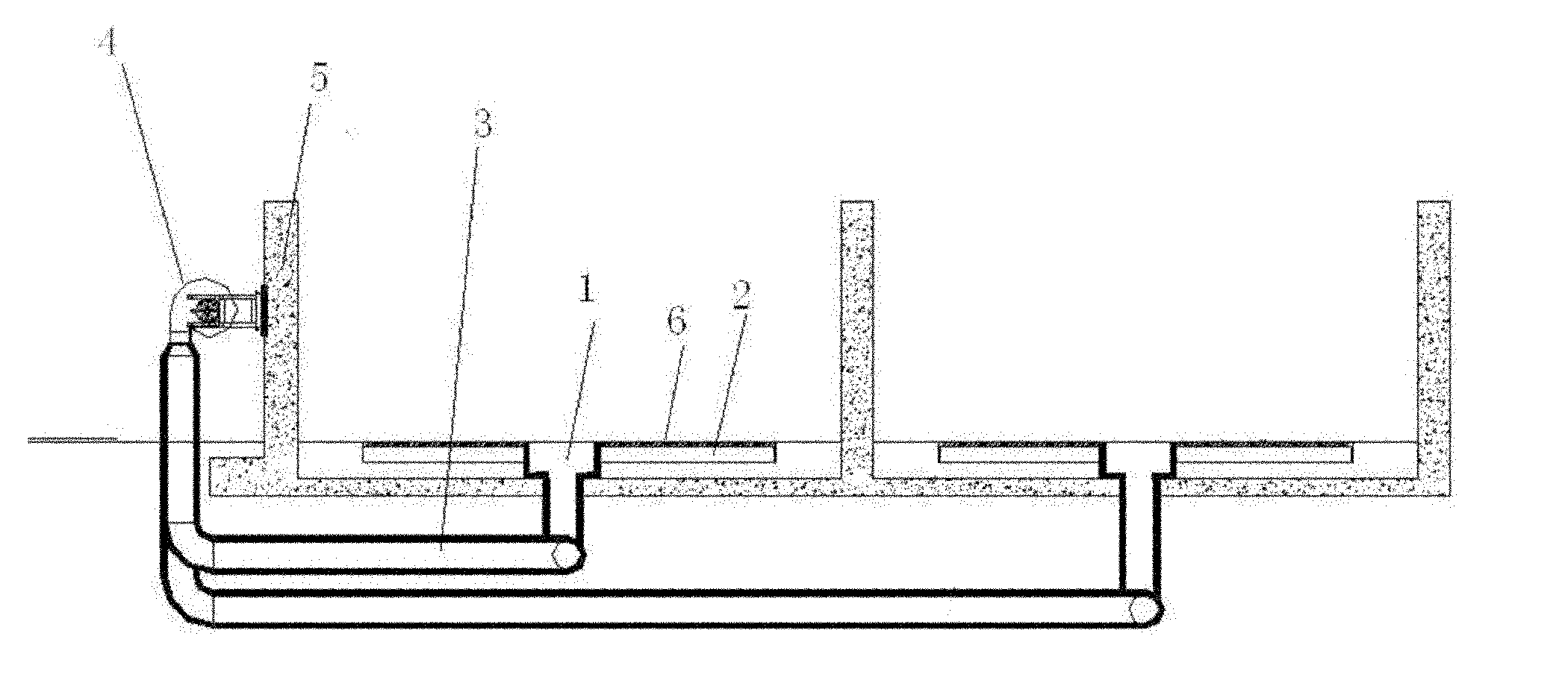 Fermentation and air distribution device for aerobic composting of organic solid waste