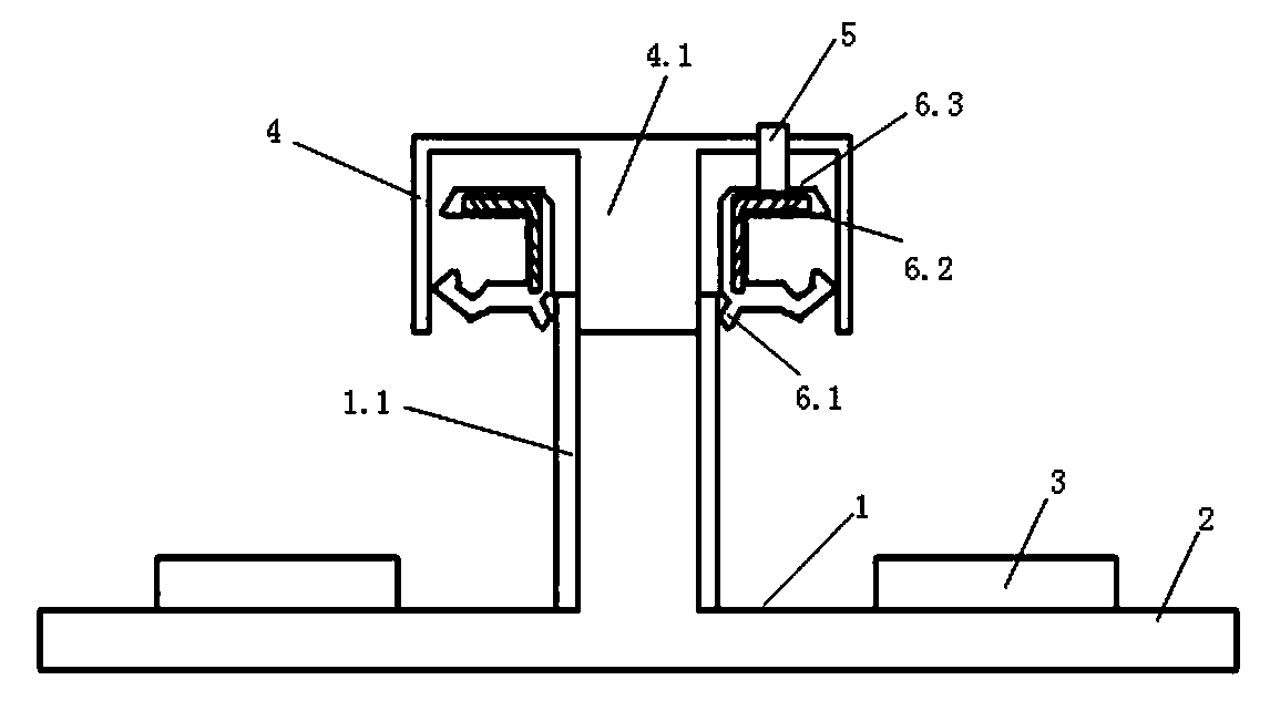 Flatness detection device and detection method