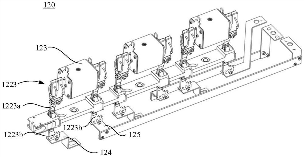 Combined isolating switch