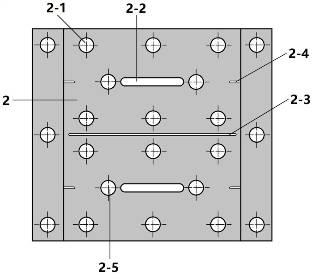 A method of directly using a razor blade to prepare a three-dimensional metal microneedle array