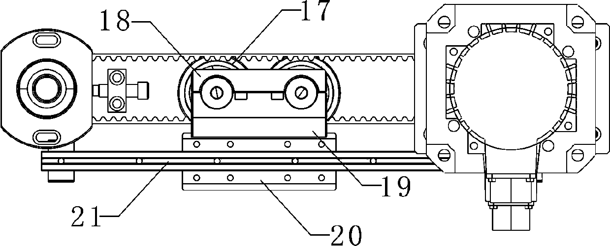 Reciprocating water spray device applied to road greening maintenance