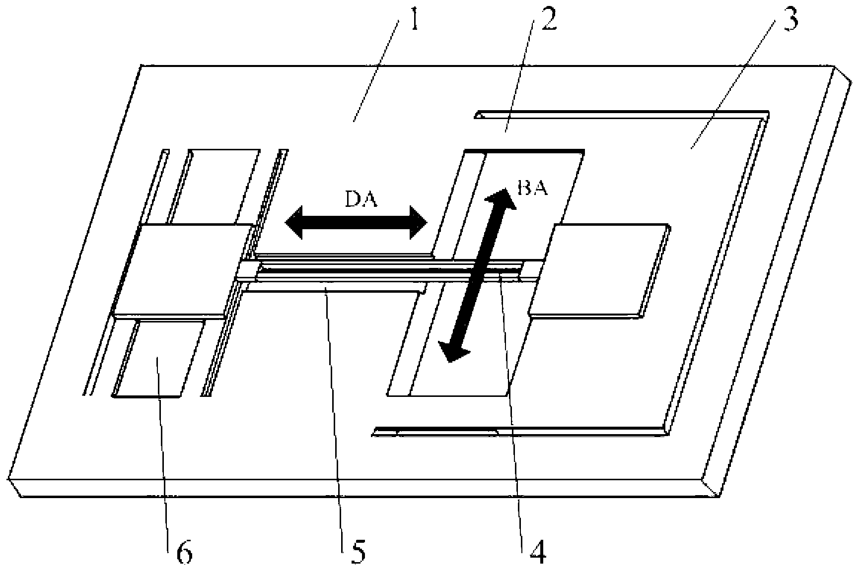 Silicon substrate quartz acceleration sensor with temperature isolation structure