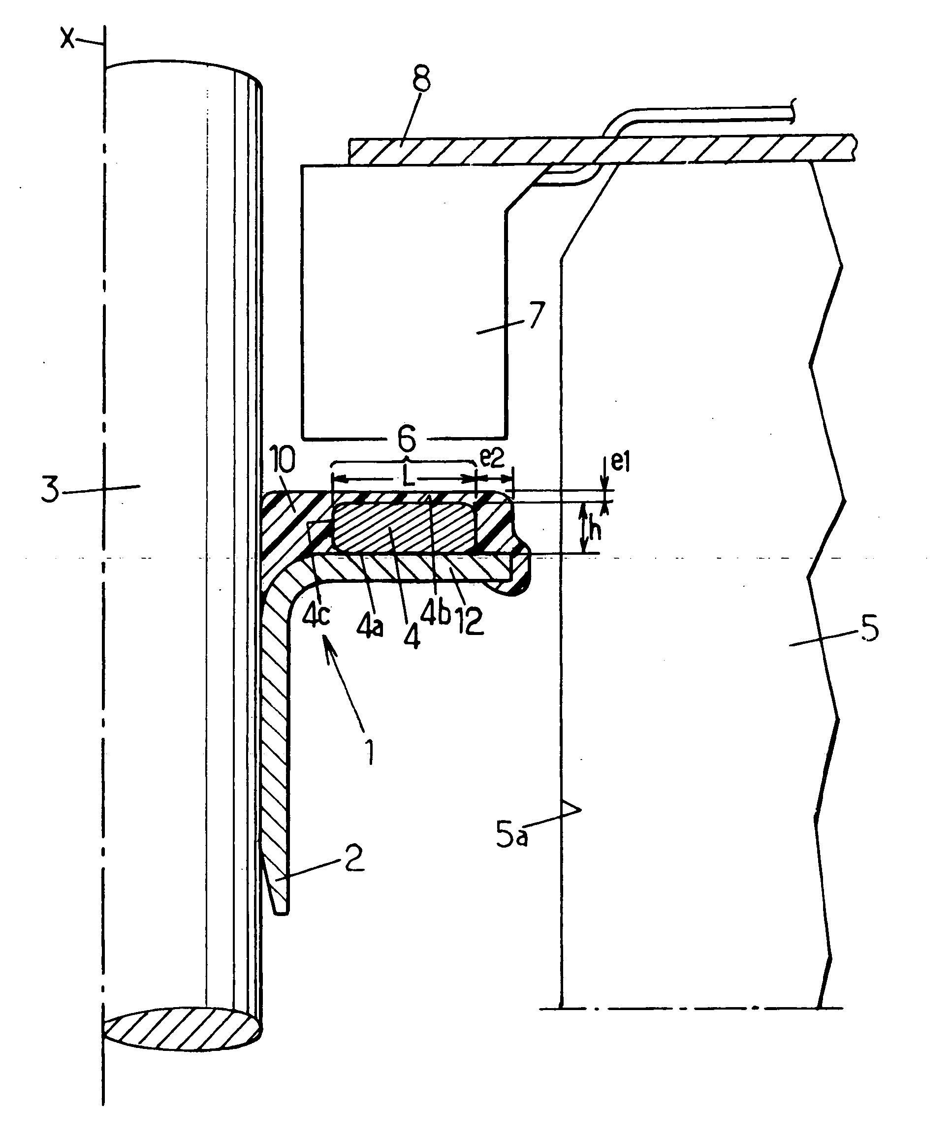 Displacement encoder, device comprising such an encoder and method of manufacturing such an encoder