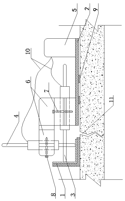 Test method and test device for asphalt pavement crack load response relative displacement