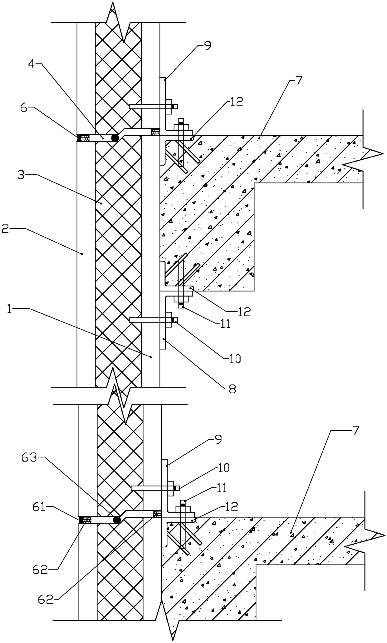 Assembled CF autoclaved ceramic powder aerated concrete external wall hanging plate and manufacturing method thereof