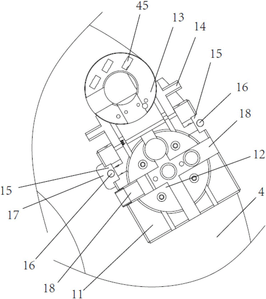 Automatic leaf spring locking equipment for heaters