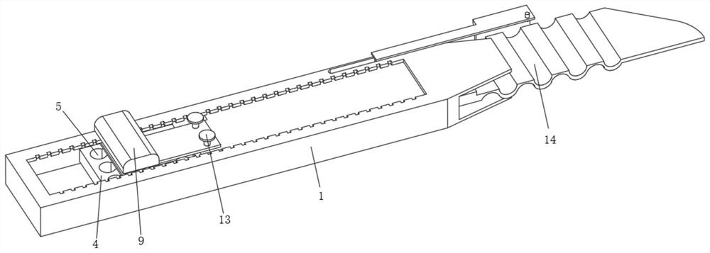 A curved utility knife that can actively trigger and reduce damage