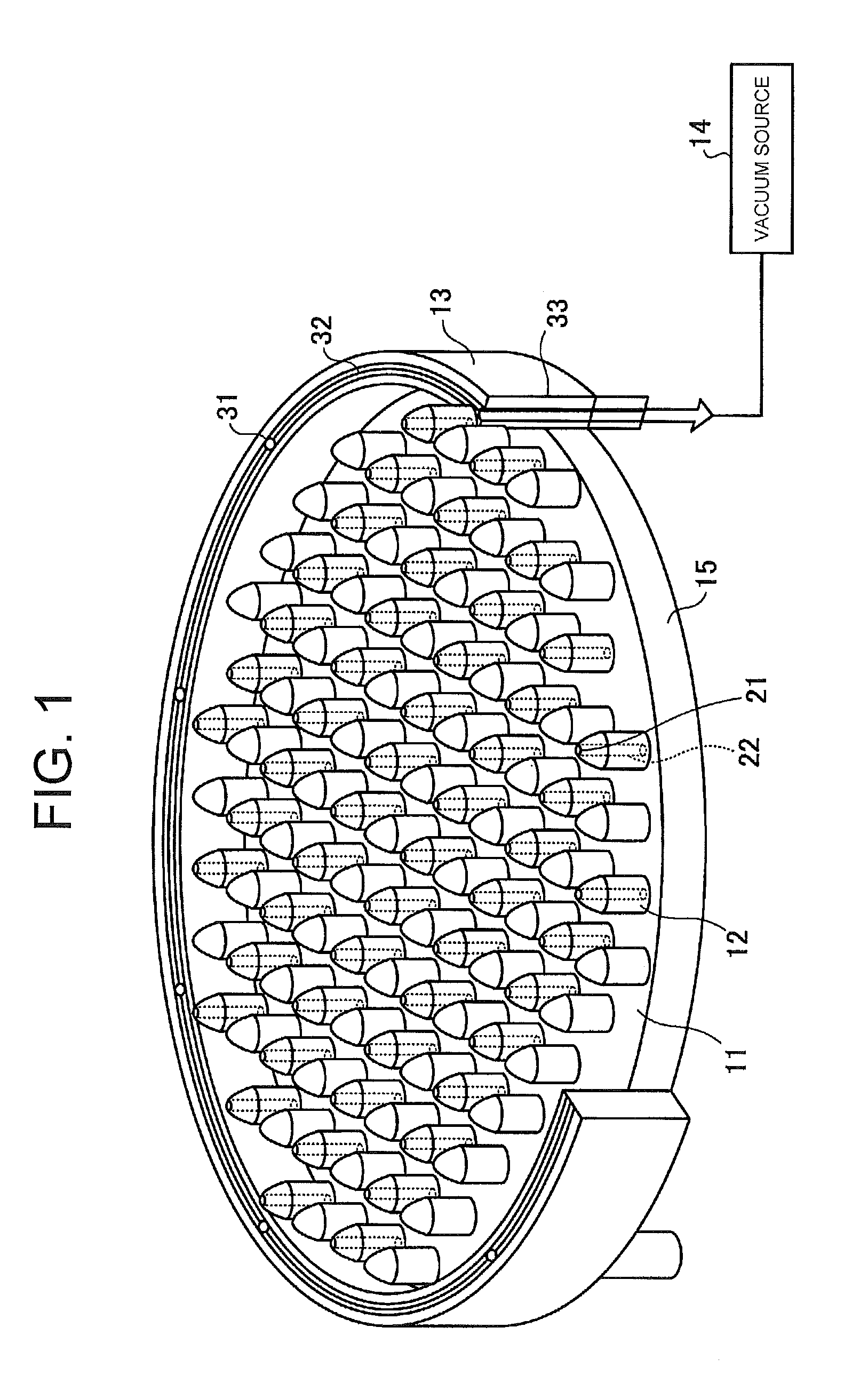 Chucking device and chucking method