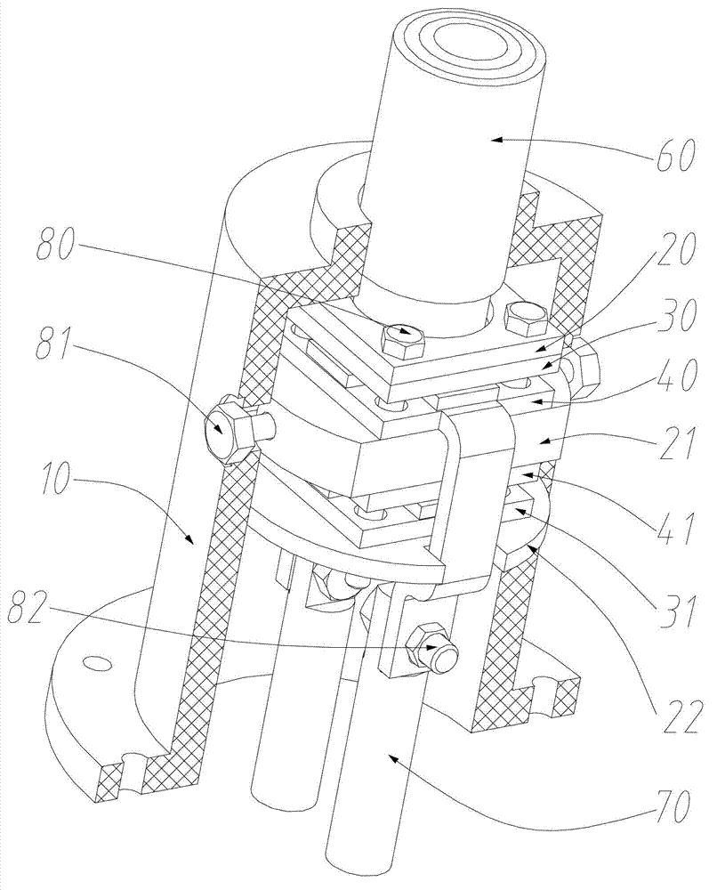 Adaptor for single-core lines and coaxial line