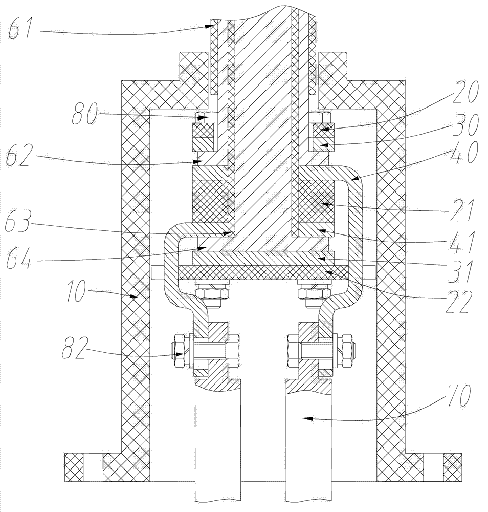 Adaptor for single-core lines and coaxial line