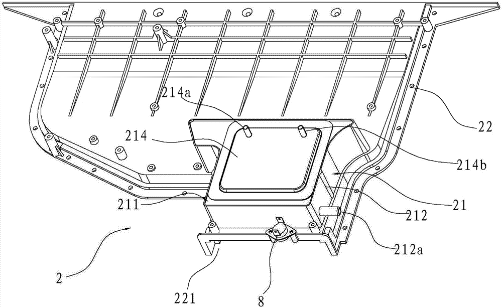 Steam condensation recovery structure for steam box