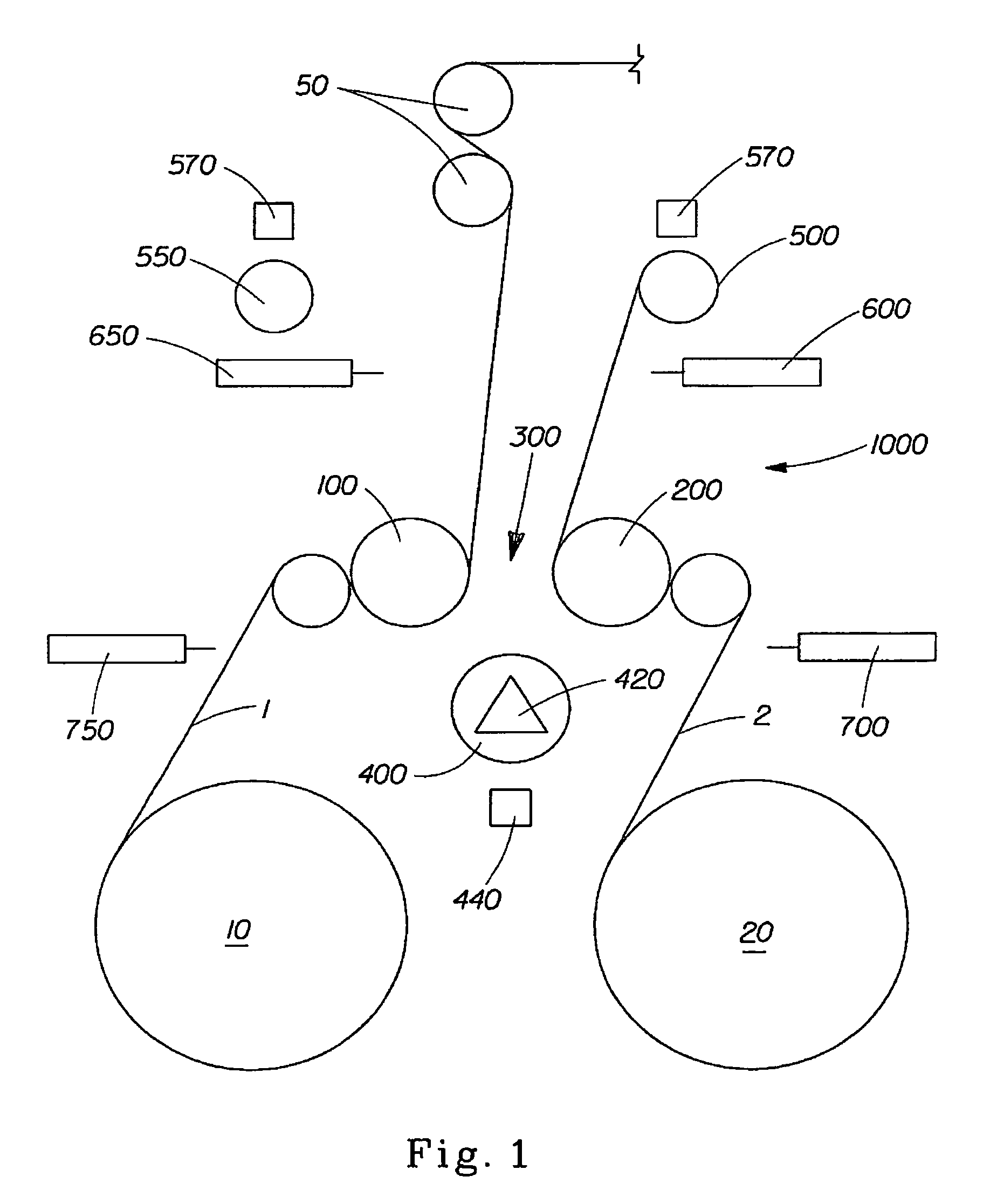 Method and apparatus for splicing a web material