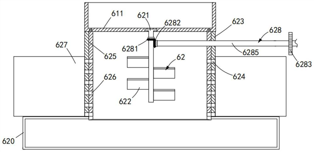 Numerical control grinding machine capable of quickly removing cooling liquid for machining