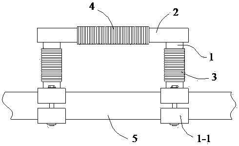 Inverse magnetostrictive effect-based suspender tension sensor and tension measuring method thereof