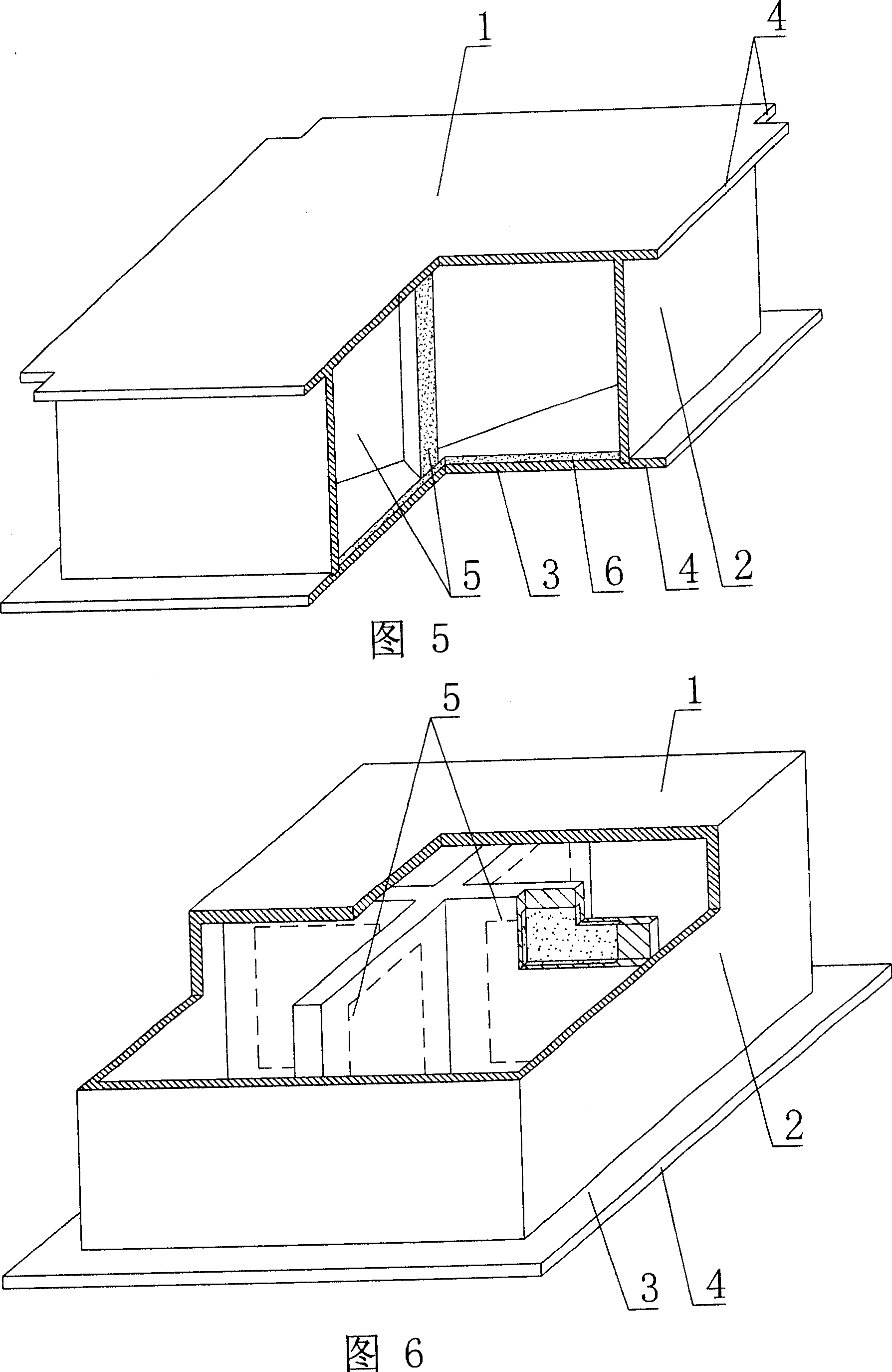 A hollow shuttering component in use for filling in concrete