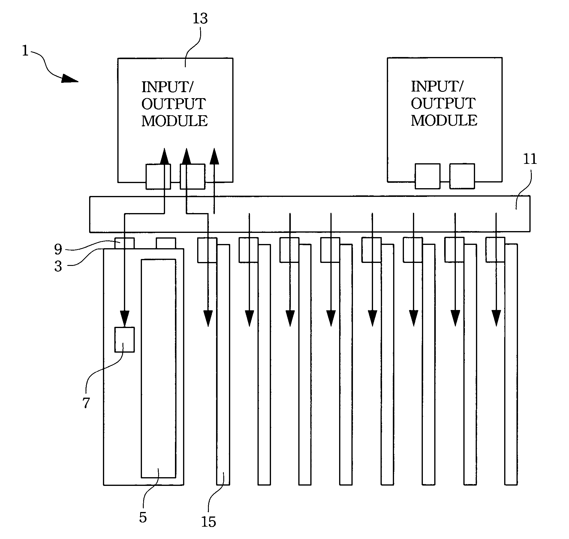 Expandable storage apparatus for blade server system