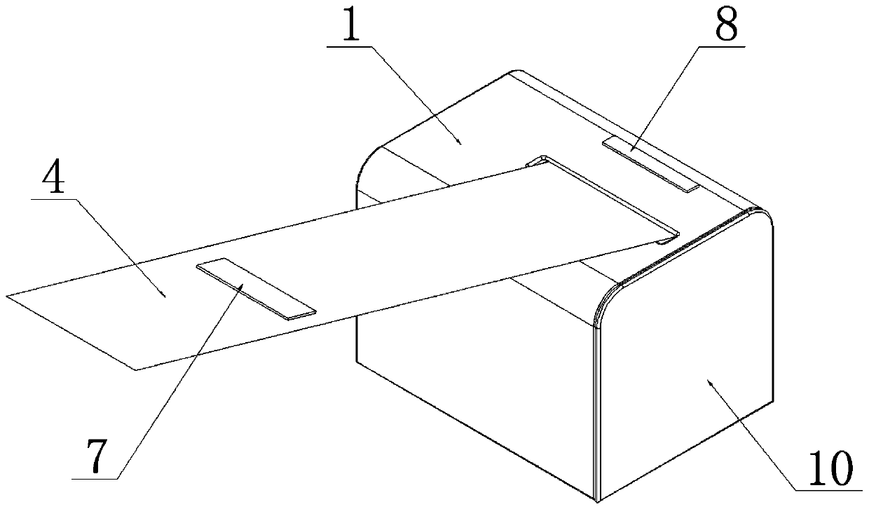 Automatic closing device for rear cabin door of passenger car