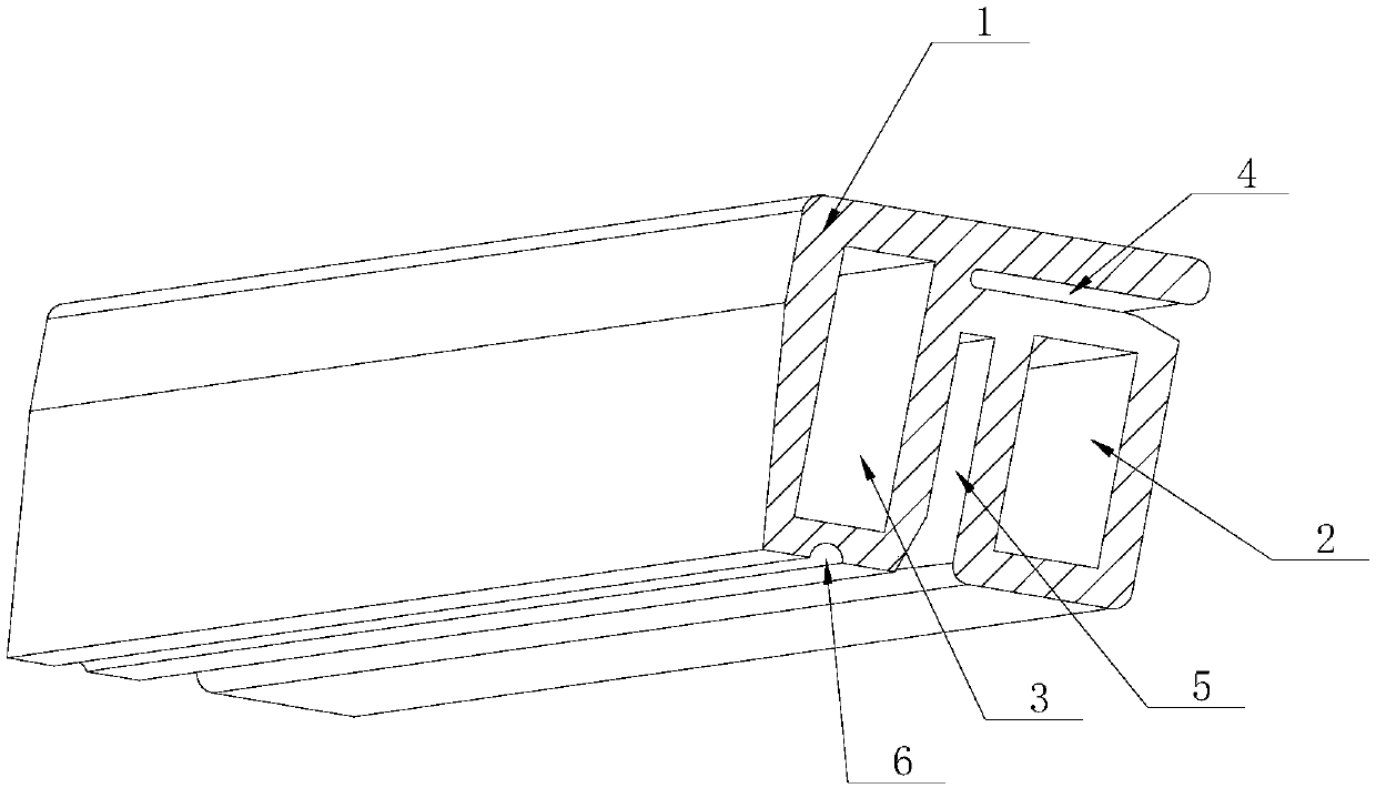 Extrusion section structure and process applied to inner shell and an outer shell of vending machine