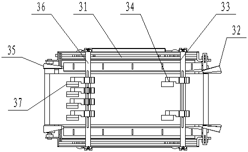 Single-piece taking structure for automatic flattening and shaping collection system of cigarette bar box leather