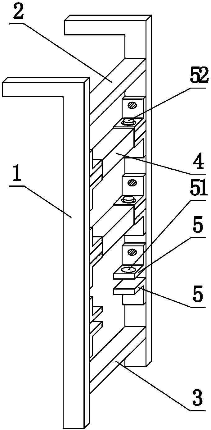 Crawling ladder capable of preventing mistakenly climbing