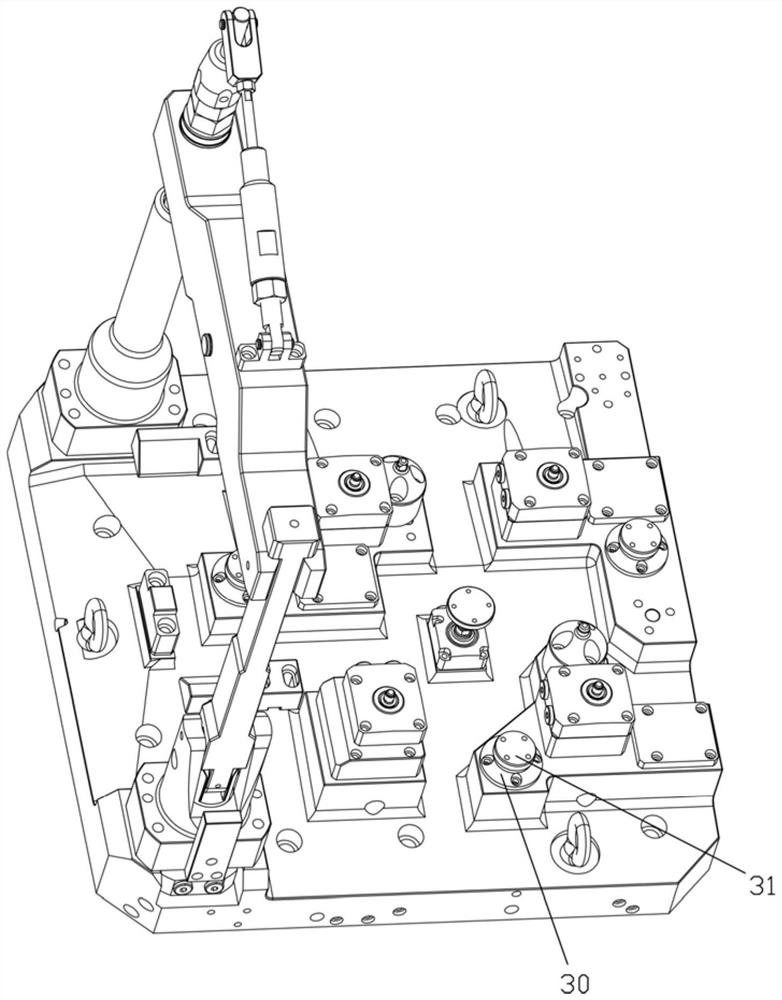 A reverse-pull fixture device for processing thin-walled gearbox casings