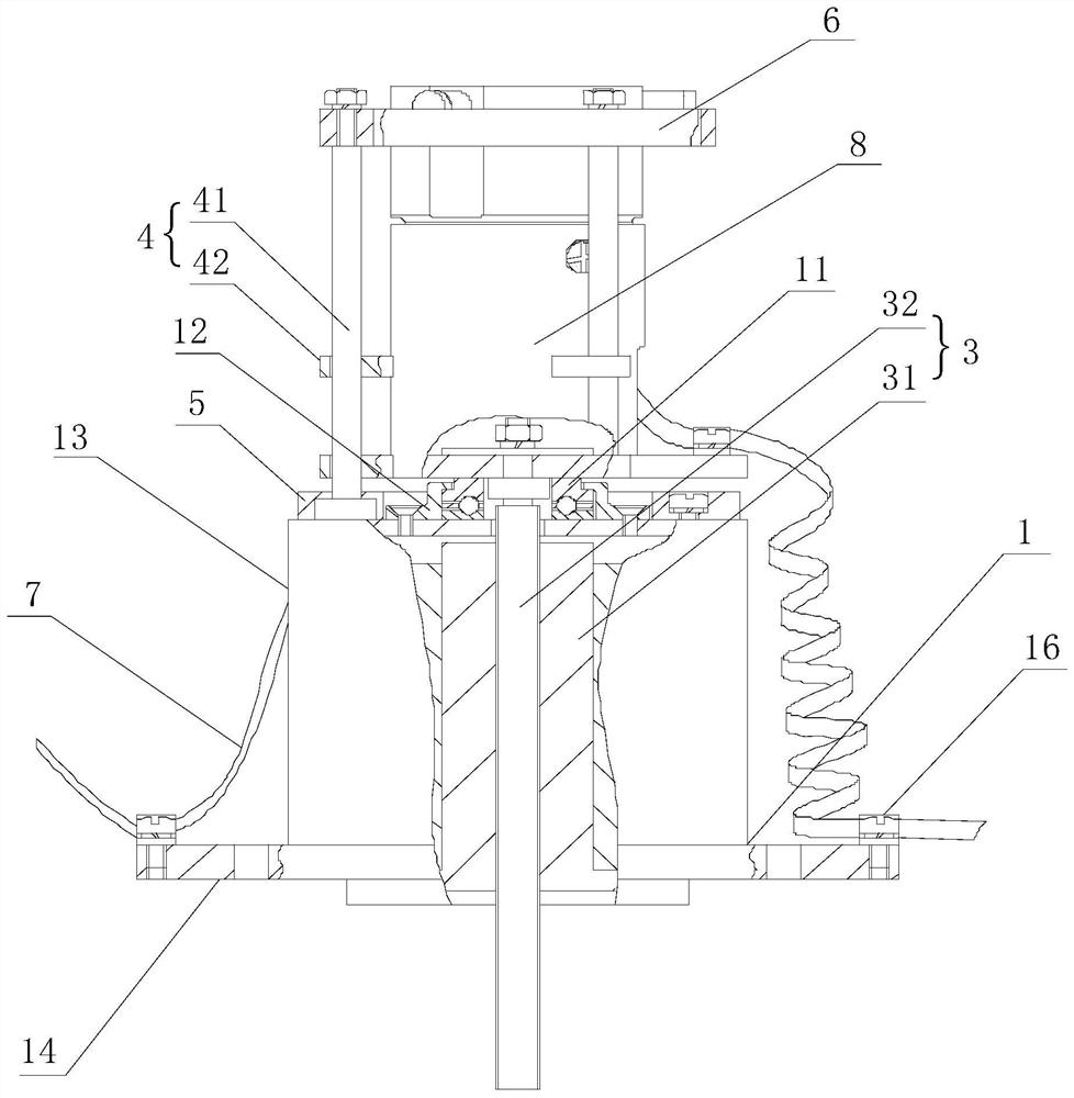 Active plugging device of connector