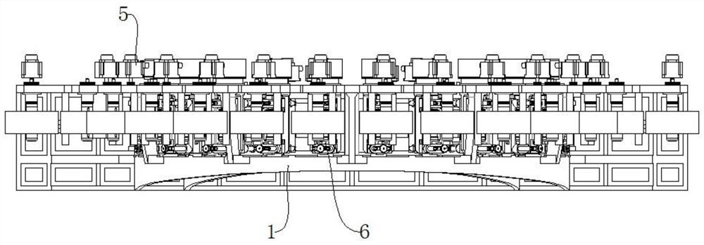 Die-cutting machine with tool aprons arranged in arc shape