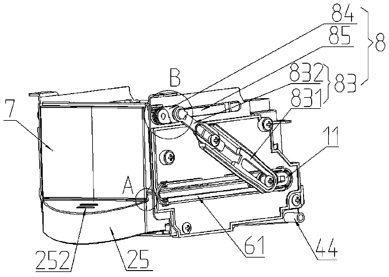 Ultrasonic device and clothes treating apparatus