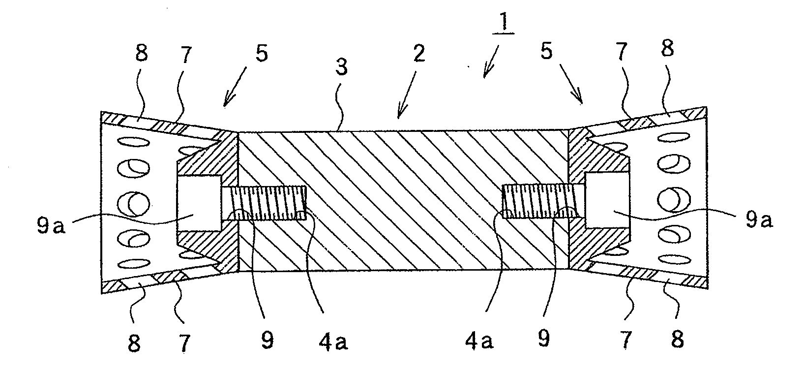 Magnetic field forming device for active water and fluid treatment apparatus using the same