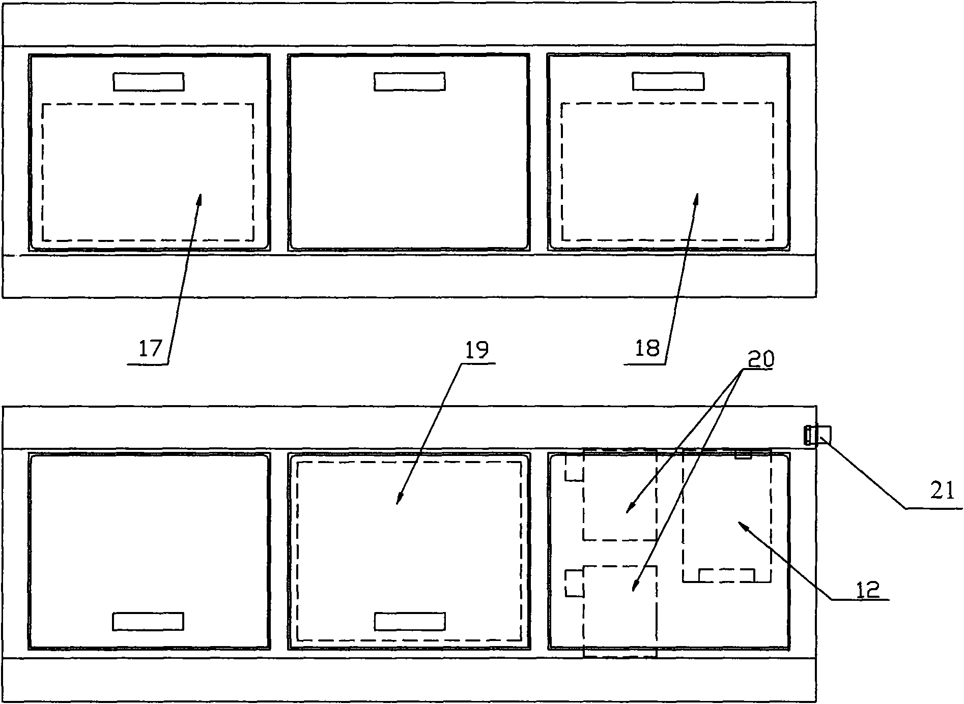 Two-freedom-degree regulation self-leveling spreader and regulation method