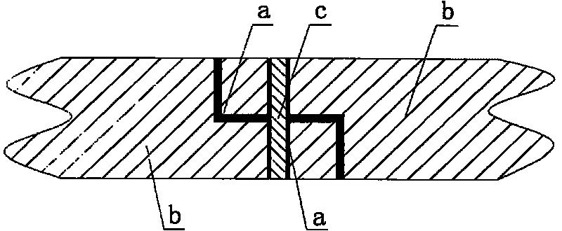 SiC based composite material component and on-line jointing preparation method thereof