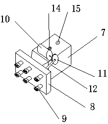 Sand mold spraying device