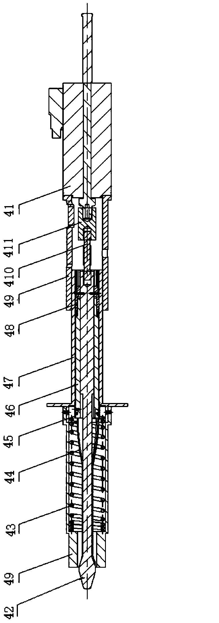 Universal weak-impact capture mechanism applicable to high-orbit satellites