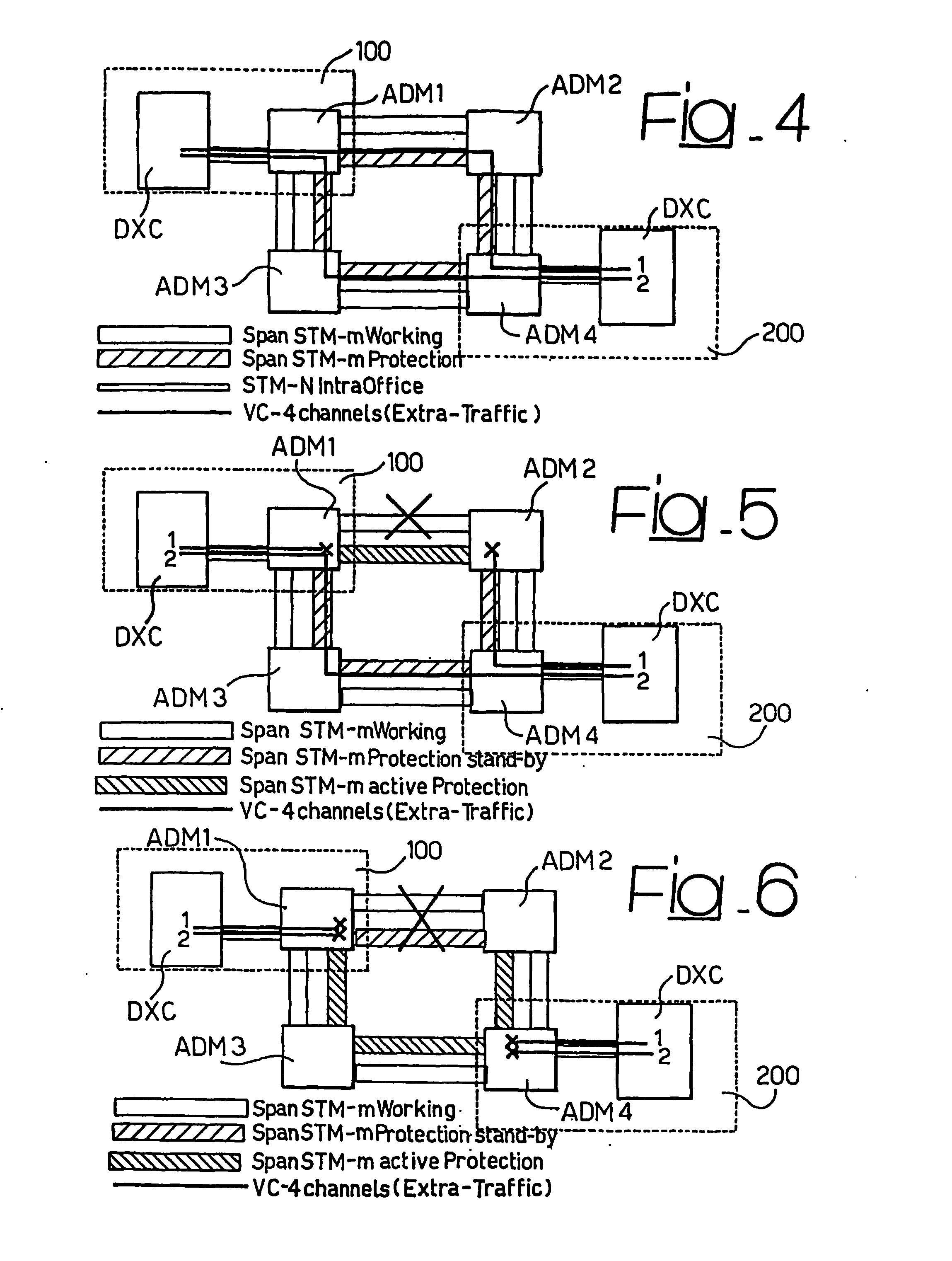 Method for providing extra-traffic paths with connection protection in a communication network, related network and computer program product therefor